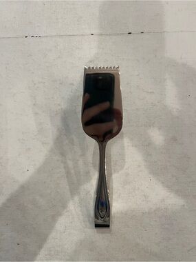 Vintage WALLACE Silver Co Stainless serving tongs. So elegant!